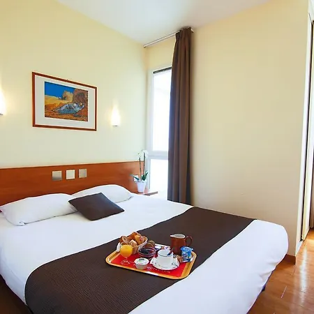 Inter-hotel Sea Side Park Apart Otel Villeneuve-Loubet
