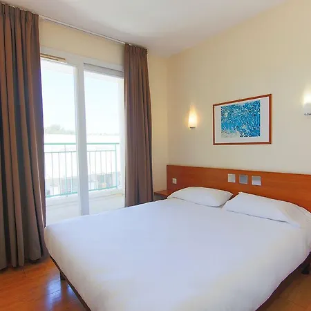 Inter-hotel Sea Side Park