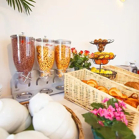 Inter-hotel Sea Side Park Aparthotel 3*