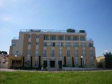 Inter-hotel Sea Side Park Villeneuve-Loubet